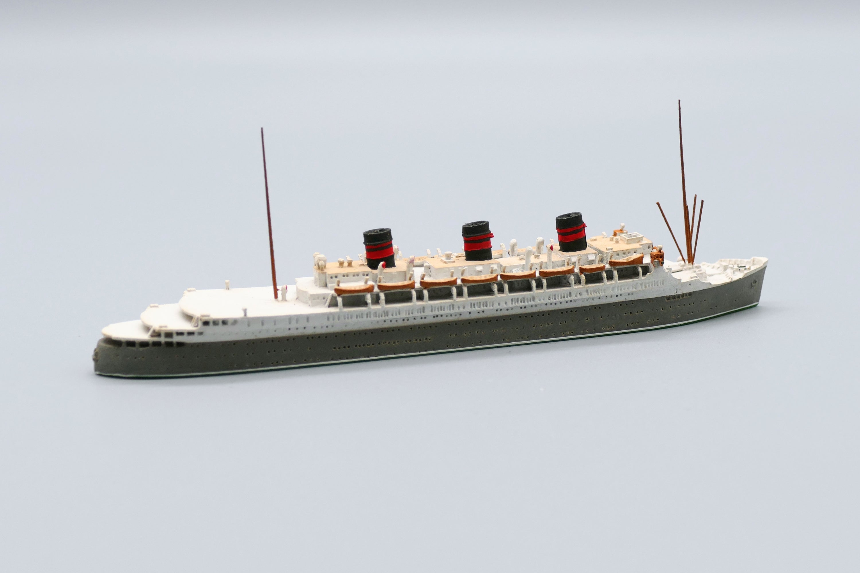 Albatros - AL 129 - Queen of Bermuda - 1:1250 - 4