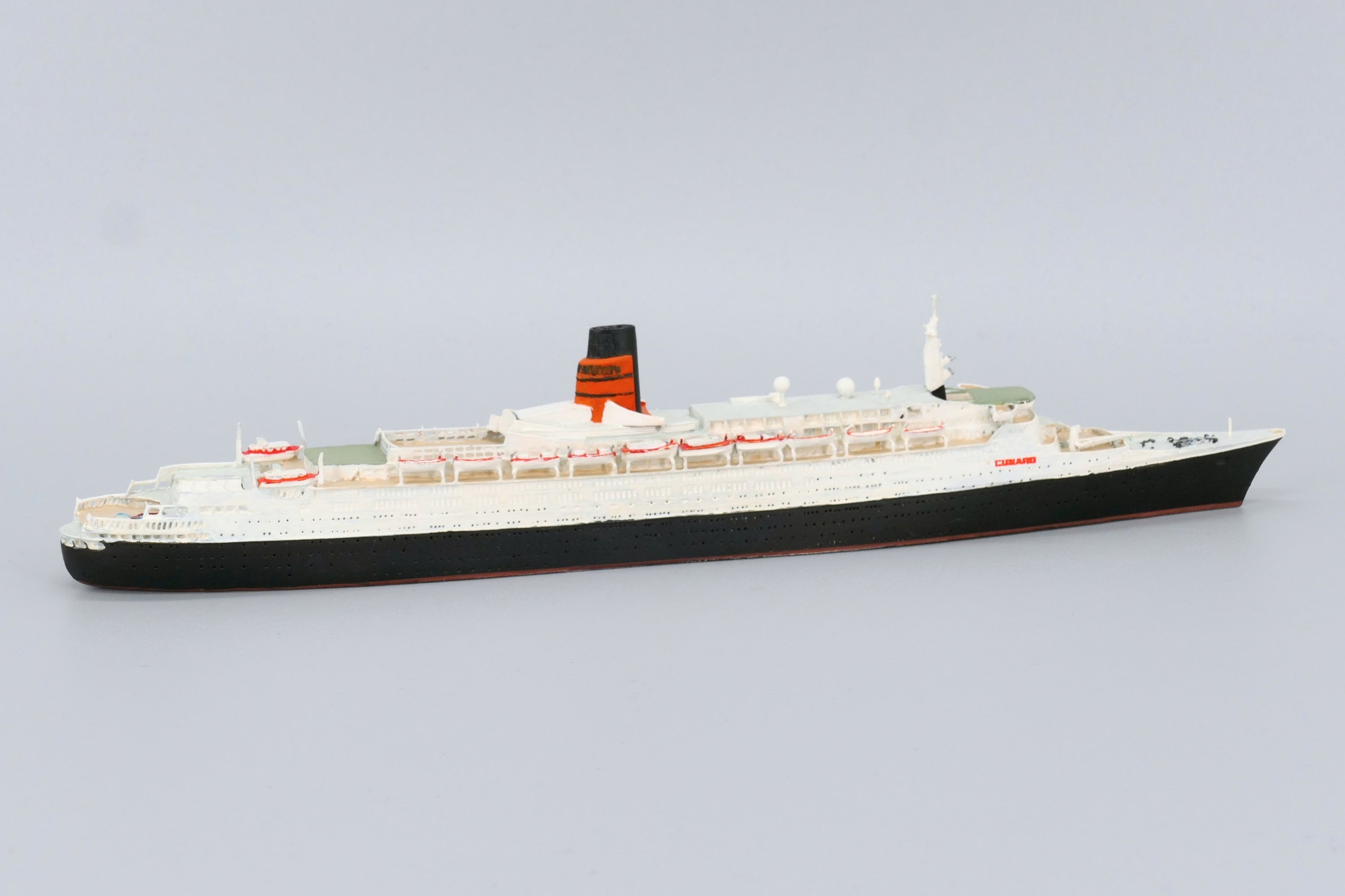 CM-Miniaturen - CM-KR 061 - Queen Elizabeth 2 - 1:1250 - 4