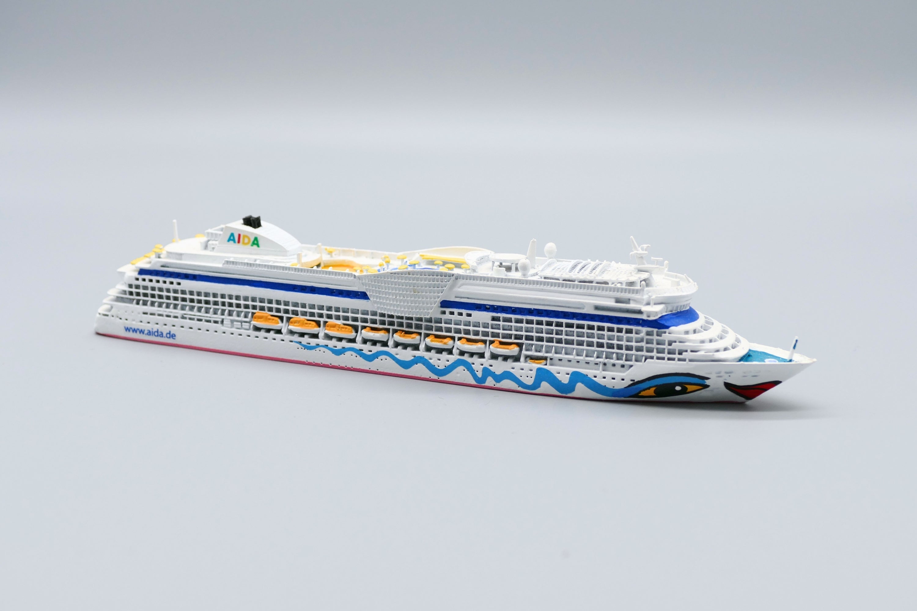 CM-Miniaturen - CM-KR 328 - AIDAdiva - 1:1250 - 3