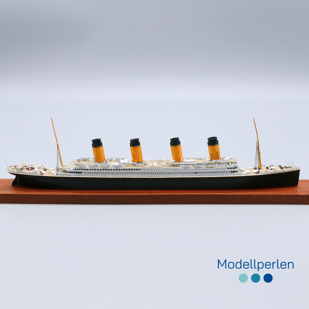 Classic Ship Collection - CSC 000 - Titanic - 1:1250 - 1