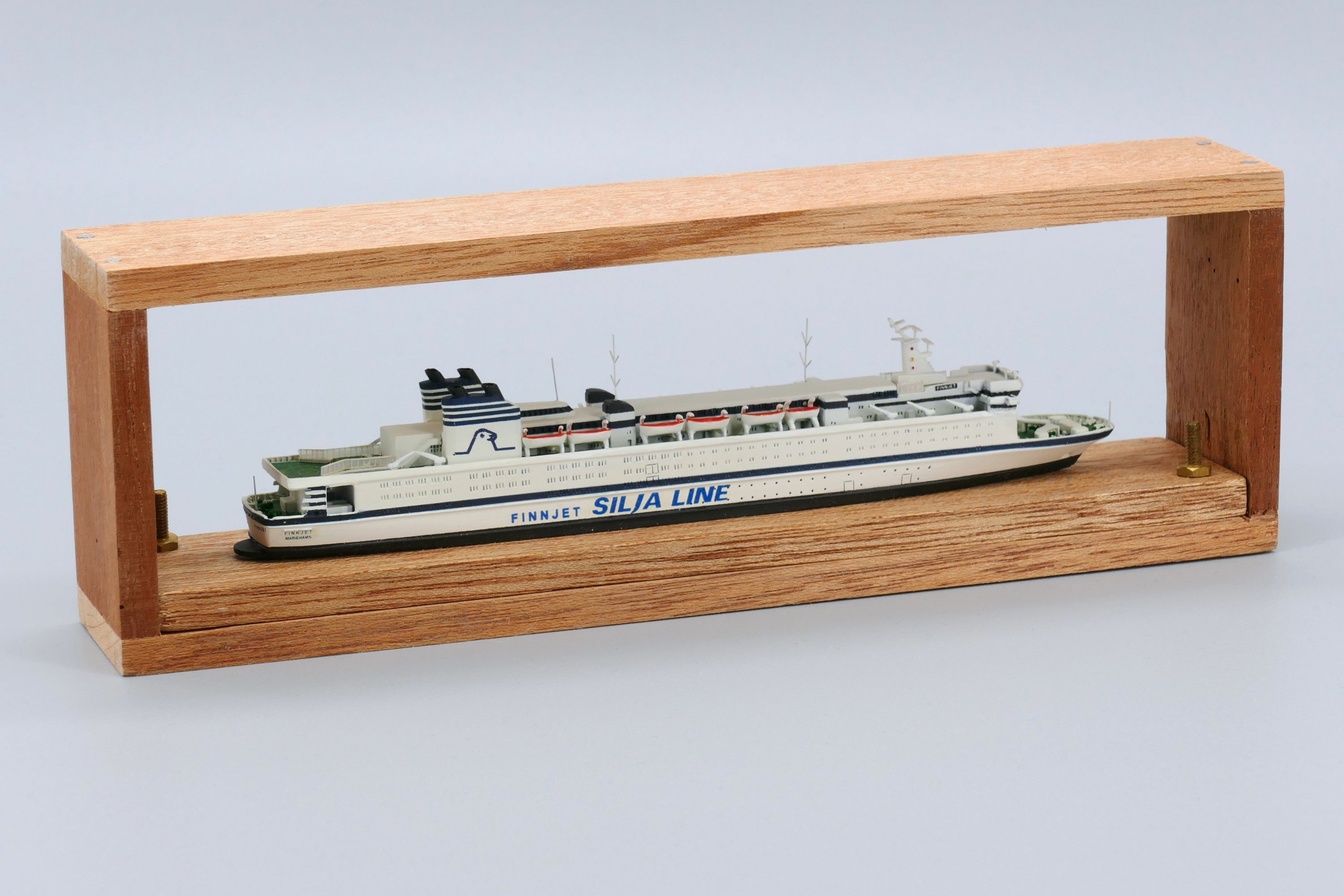 Classic Ship Collection - CSC 067 WL - Finnjet - 1:1250 - 4