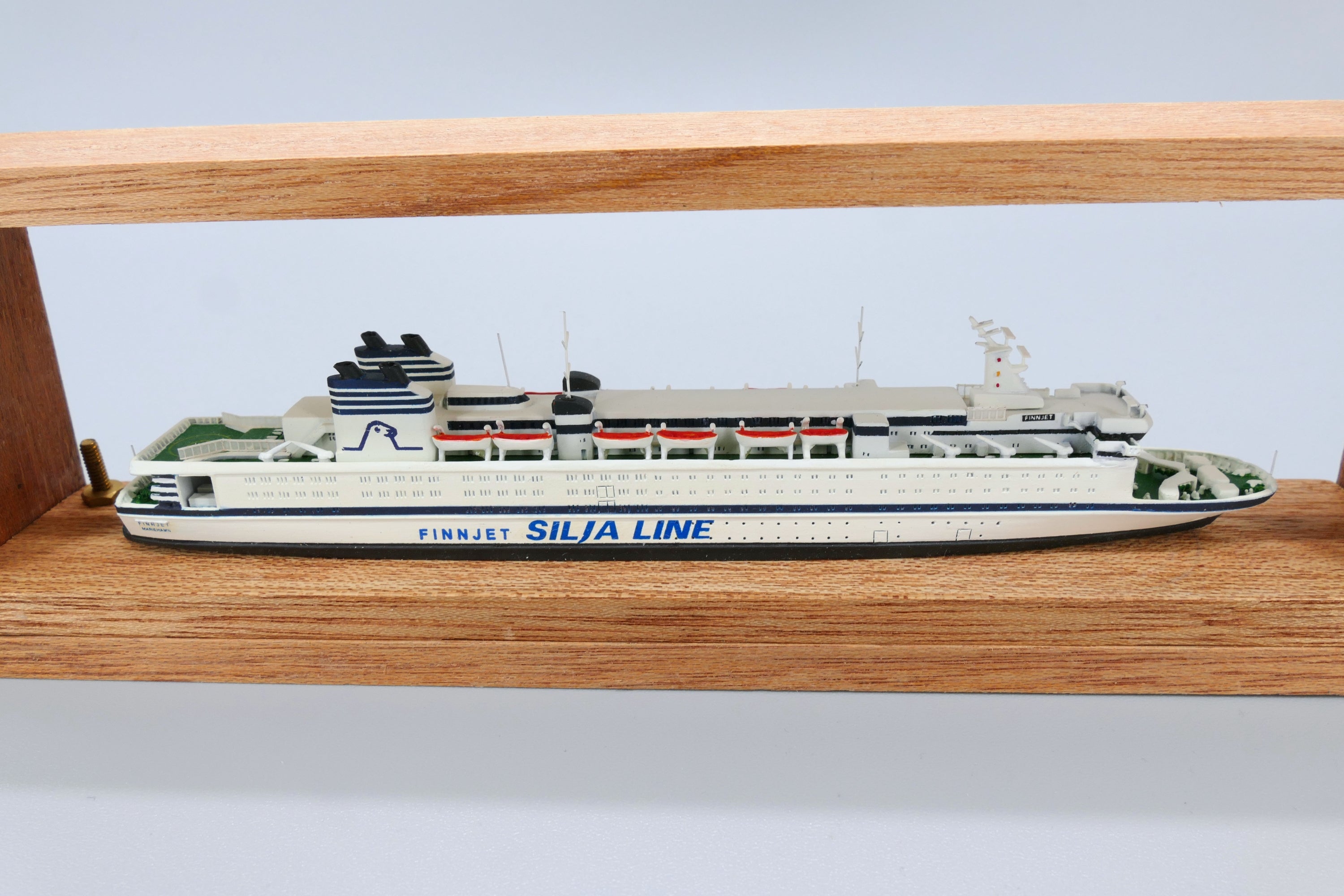 Classic Ship Collection - CSC 067 WL - Finnjet - 1:1250 - 5