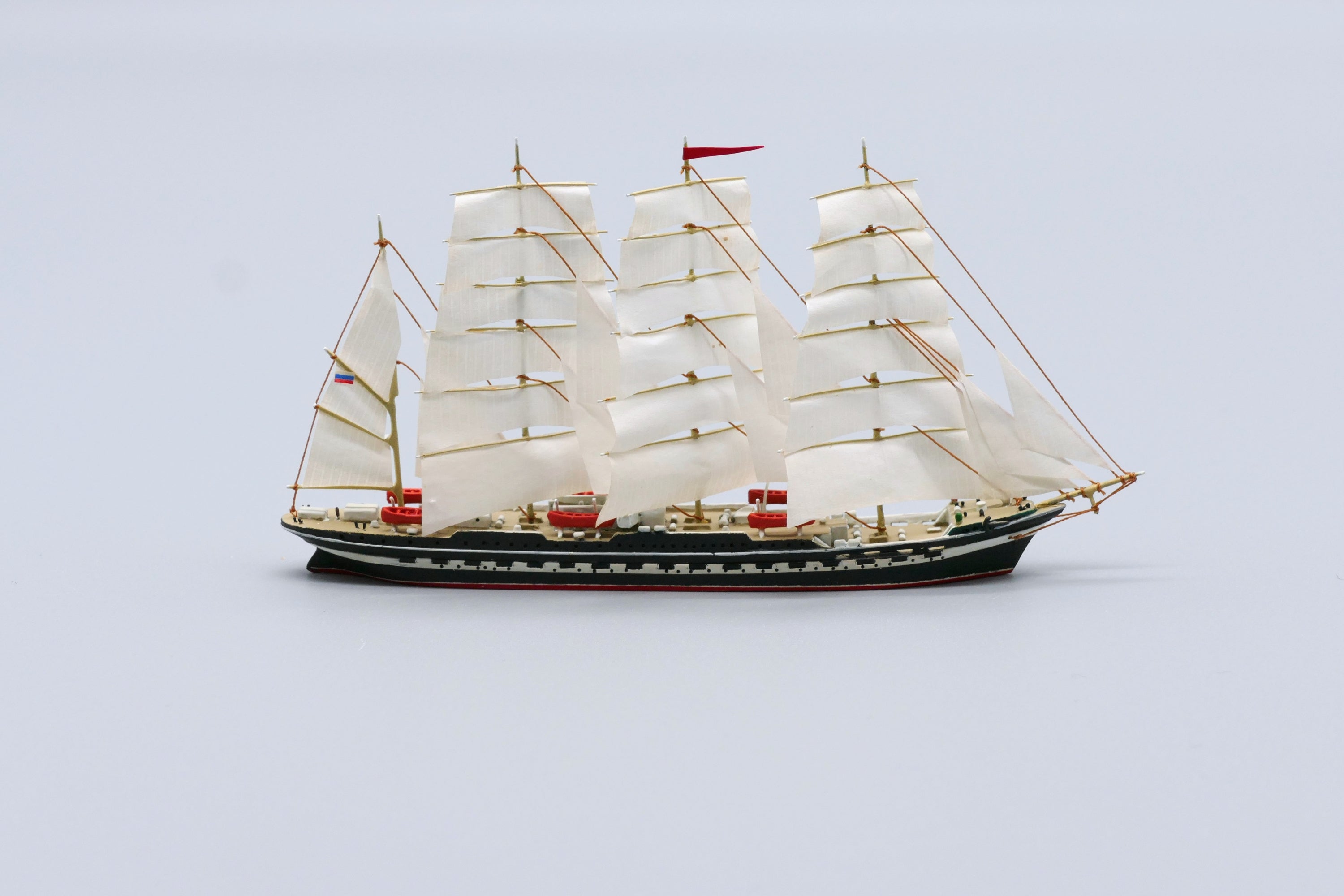GEM - GEM 940001 - Kruzenshtern (4-Mast-Bark) - 1:1250 - 1