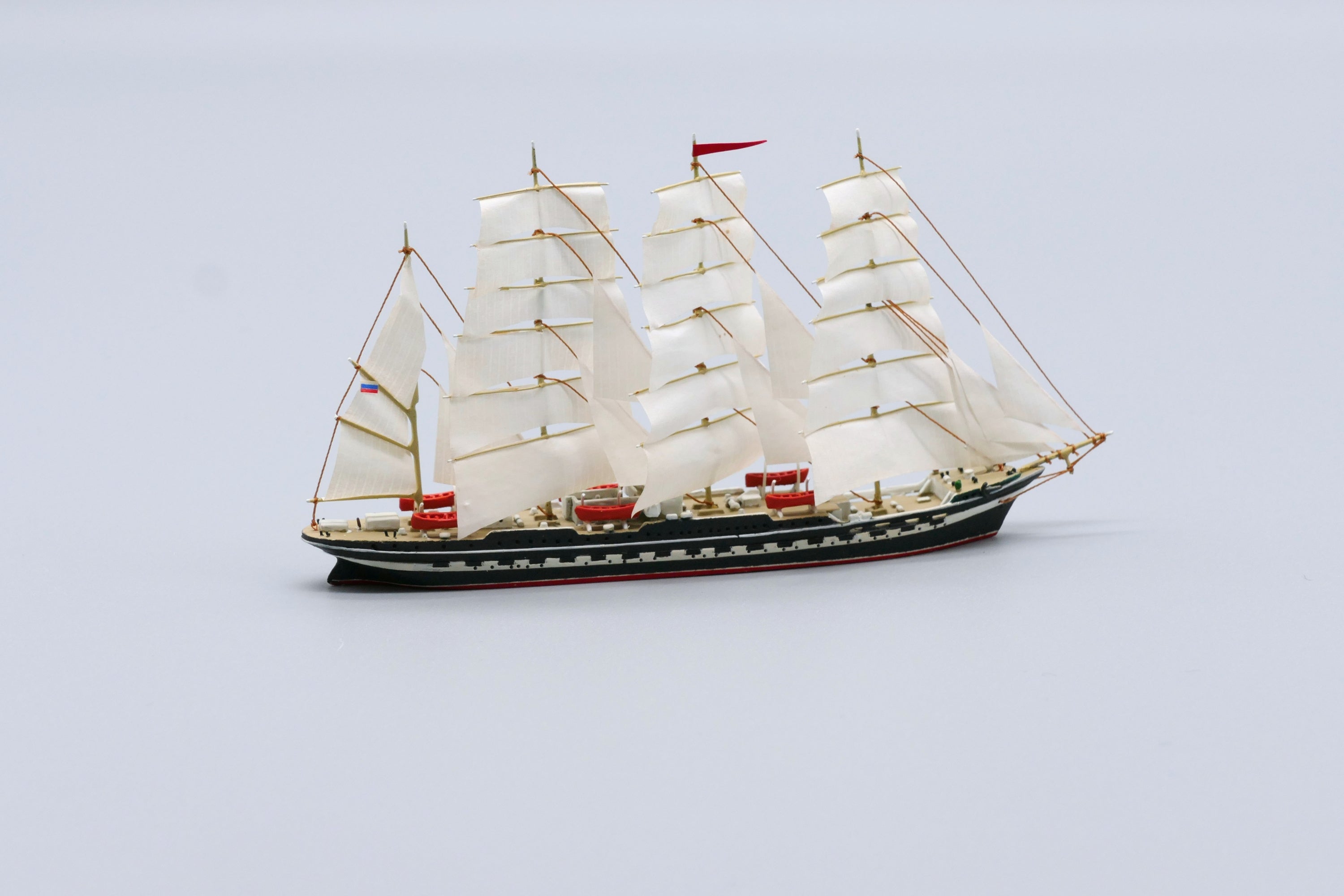 GEM - GEM 940001 - Kruzenshtern (4-Mast-Bark) - 1:1250 - 4