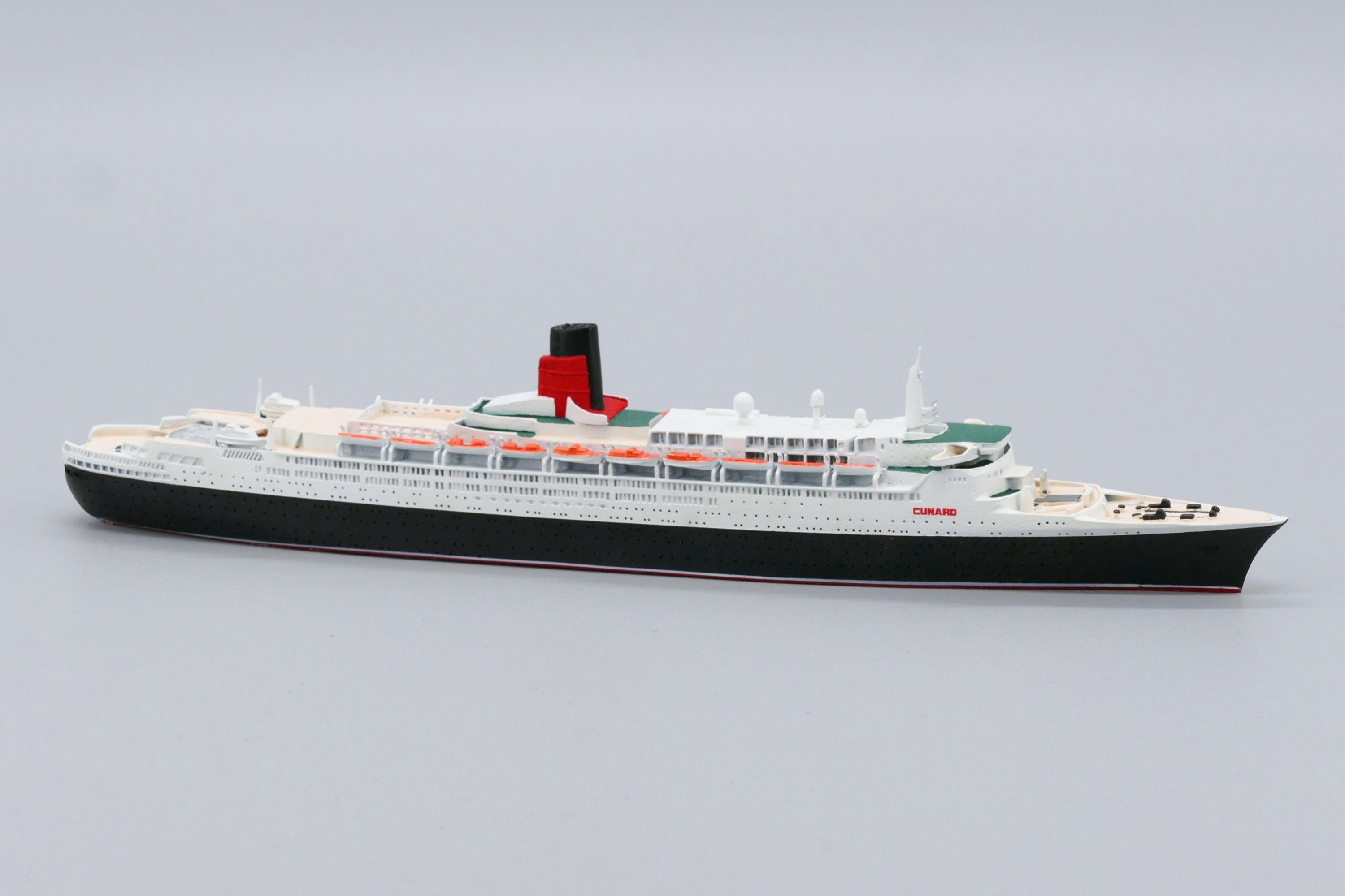 Mercator - M 921 - Queen Elizabeth 2 - 1:1250 - 3