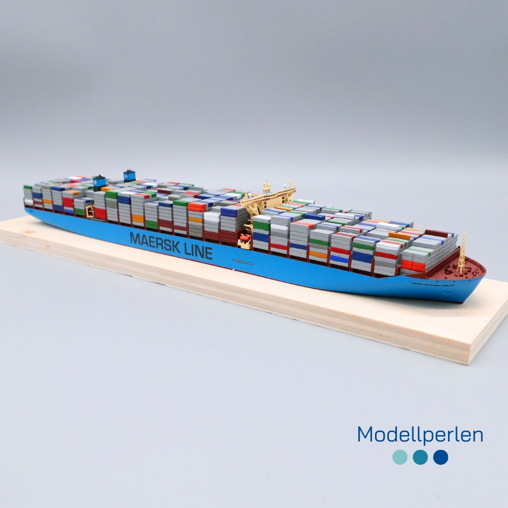 Rhenania Junior - RJ 200 - Maersk McKinney Möller - 1:1250 - 3